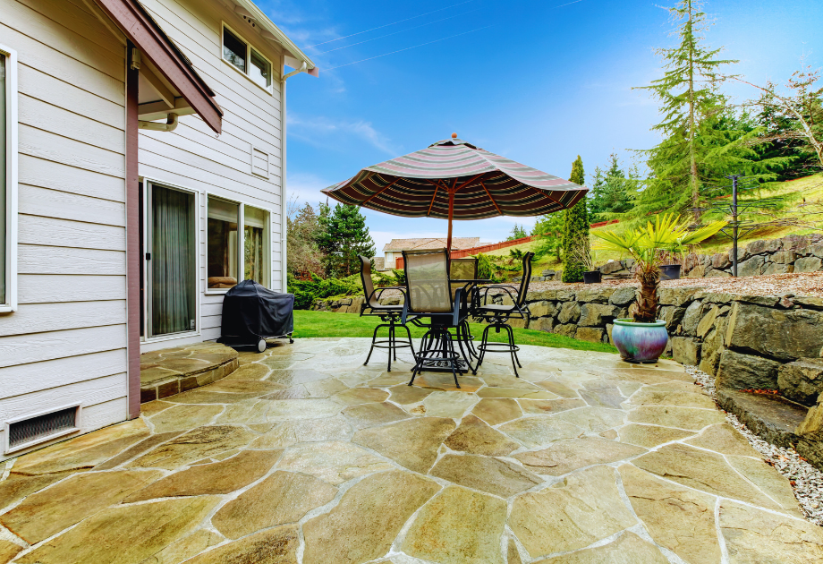 Flagstone patio